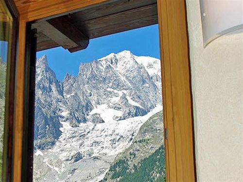 Aigle 3* Courmayeur