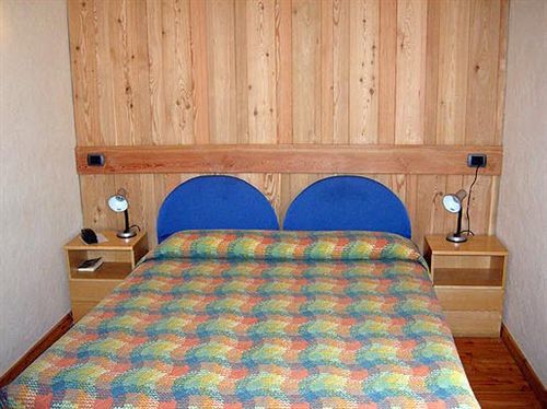 Hotel Aigle 3*